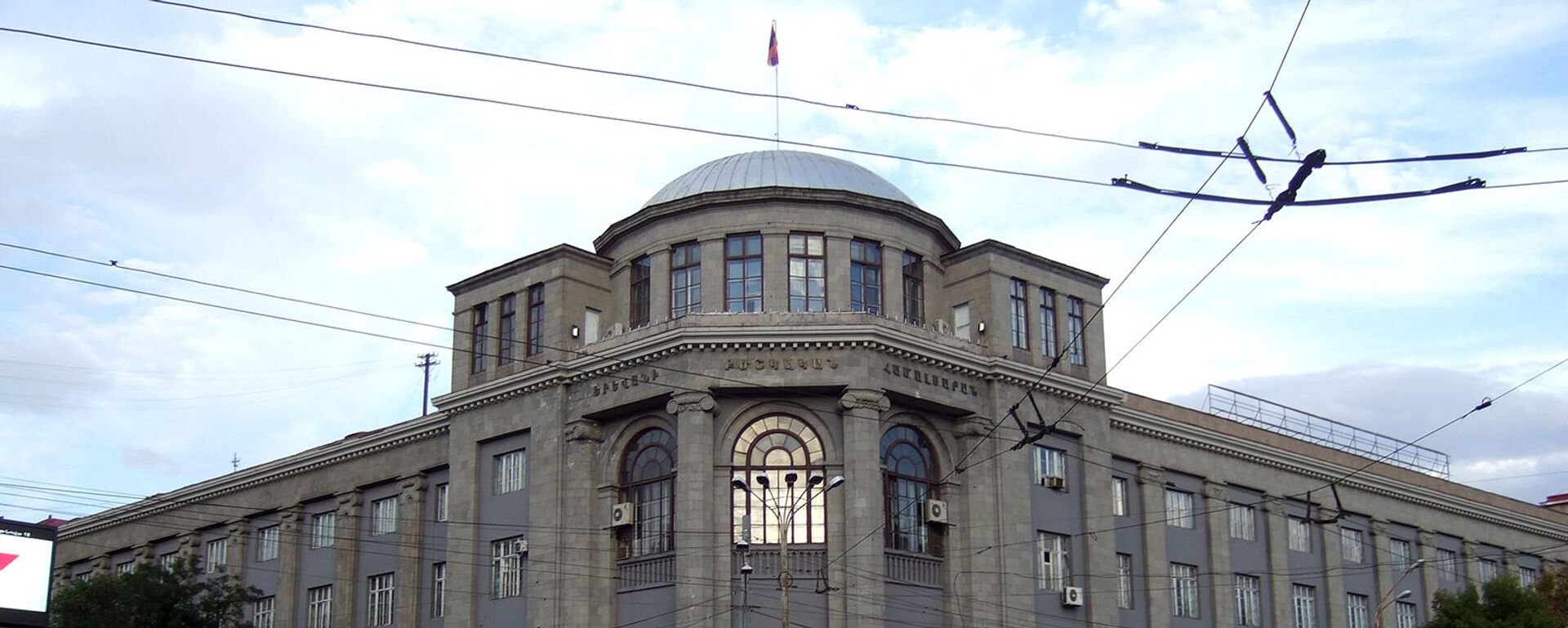 Здание Ереванского медицинского университета - Sputnik Армения, 1920, 06.12.2020