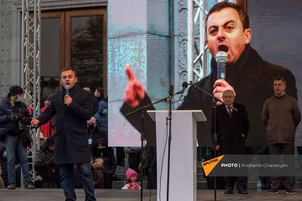 Митинг оппозиции с требованием отставки премьер-министра (5 декабря 2020). Еревaн Митинг оппозиции с требованием отставки премьер-министра (5 декабря 2020). Еревaн - Sputnik Армения