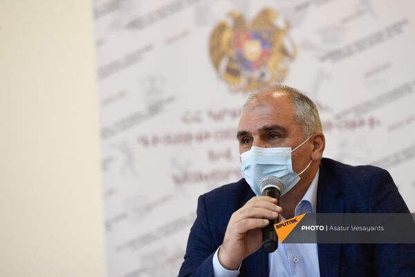 «Այս օրենքը հայոց լեզվի մասին չէ». ԿԳՄՍ–ում մեկնաբանել են աղմուկ հանած նախագիծը «Այս օրենքը հայոց լեզվի մասին չէ». ԿԳՄՍ–ում մեկնաբանել են աղմուկ հանած նախագիծը - Sputnik Արմենիա