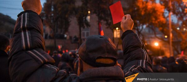 Митинг оппозиции перед зданием Национального собрания Армении (9 декабря 2020). Еревaн Митинг оппозиции перед зданием Национального собрания Армении (9 декабря 2020). Еревaн - Sputnik Արմենիա