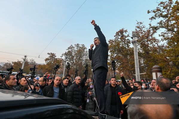 Նիկոլ Փաշինյանի հրաժարականի պահանջով բողոքի ակցիաները Երևանում. դեկտեմբերի 11 - Sputnik Արմենիա