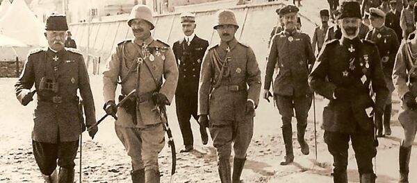 Слева направо: немецкий Адмирал (в Османской форме) Гвидо фон Узедом, император Вильгельм II, Энвер-паша, вице-адмирал Йоханнес Мертен (октябрь 1917 года). Галлиполи - Sputnik Армения