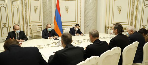 Премьер-министр Никол Пашинян принял сопредседателей Минской группы ОБСЕ (14 декабря 2020). Еревaн Премьер-министр Никол Пашинян принял сопредседателей Минской группы ОБСЕ (14 декабря 2020). Еревaн - Sputnik Армения