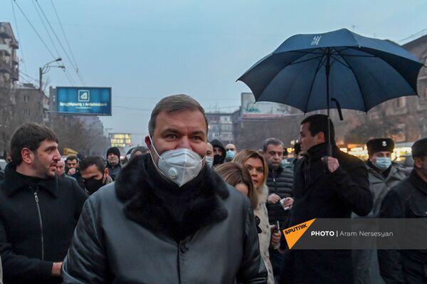 Шествие оппозиции Армения без Никола: парализовано движение на проспекте Комитаса - Sputnik Армения