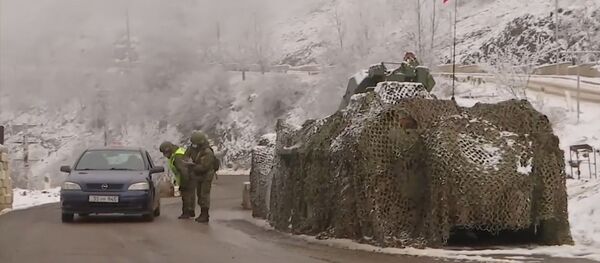 Սադրանքները չեն անցնելու․ ինչպես են ռուս խաղաղապահները հետևում Արցախում հրադադարի ռեժիմի պահպանմանը Սադրանքները չեն անցնելու․ ինչպես են ռուս խաղաղապահները հետևում Արցախում հրադադարի ռեժիմի պահպանմանը - Sputnik Արմենիա