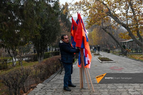 Ընդդիմությունը Նիկոլ Փաշինյանի հրաժարականի պահանջով երթ է անցկացրել Երևանում. 14 դեկտեմբերի, 2020 - Sputnik Արմենիա