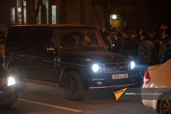 Шествие оппозиции с требованием отставки правительства Армении во главе с премьер-министром (14 декабря 2020). Еревaн Шествие оппозиции с требованием отставки правительства Армении во главе с премьер-министром (14 декабря 2020). Еревaн - Sputnik Армения