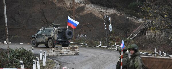 Блокпост российских миротворческих сил в Лачинском коридоре Блокпост российских миротворческих сил в Лачинском коридоре - Sputnik Արմենիա