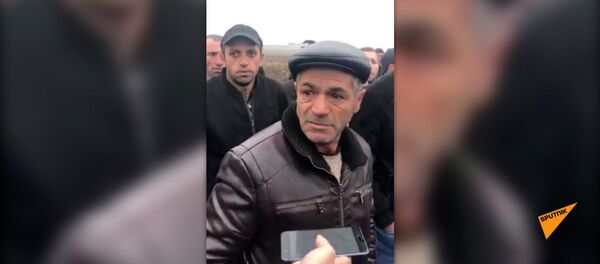 Ազատանի մոտ շիրակցիները փակել են ճանապարհը Ազատանի մոտ շիրակցիները փակել են ճանապարհը - Sputnik Արմենիա