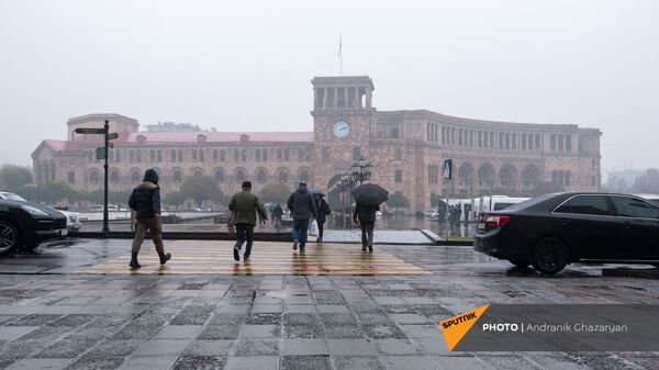 Дождливый день в Ереване - Sputnik Արմենիա