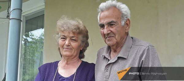 Родители премьер-министра Армении - Ерджаник Чибухчян и Вова Пашинян - Sputnik Արմենիա