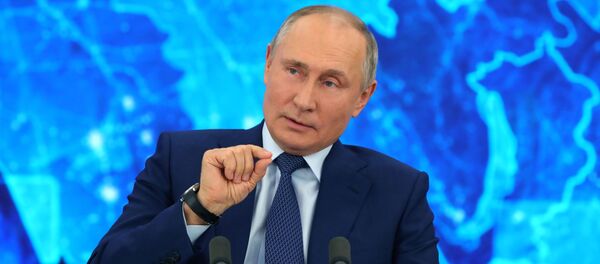 Президент РФ Владимир Путин на большой ежегодной пресс-конференции в режиме видеоконференции (17 декабря 2020). Москва Президент РФ Владимир Путин на большой ежегодной пресс-конференции в режиме видеоконференции (17 декабря 2020). Москва - Sputnik Армения