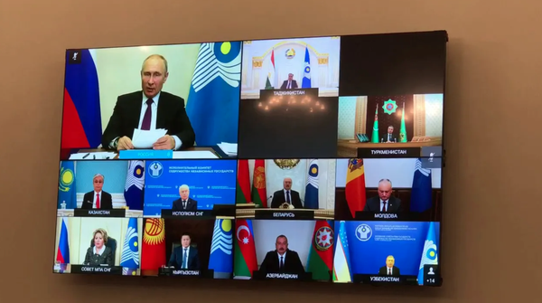 Конфликт в Карабахе повысил риски распространения терроризма в регионе - Путин - Sputnik Армения