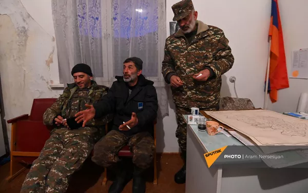 Жители села Шурнух в районной администрации (18 декабря 2020). Жители села Шурнух в районной администрации (18 декабря 2020). - Sputnik Армения