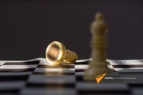 Հայազգի նորարարը ապագայի շախմատ է ստեղծել. ո՞րն է նոր խաղի «գաղտնիքը» Հայազգի նորարարը ապագայի շախմատ է ստեղծել. ո՞րն է նոր խաղի «գաղտնիքը» - Sputnik Արմենիա