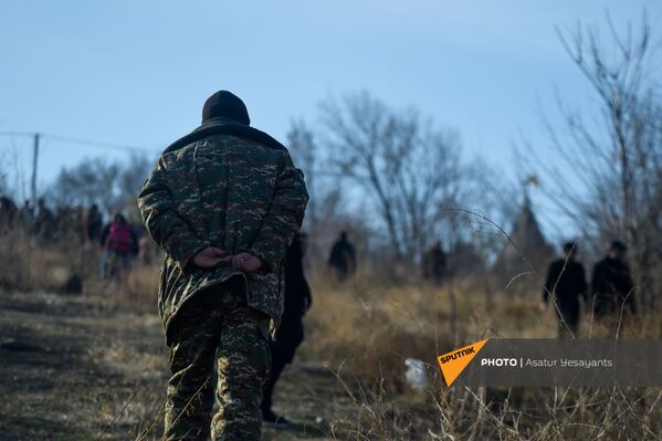 Ветераны войны в пантеоне Ераблур (19 декабря 2020). Еревaн - Sputnik Армения