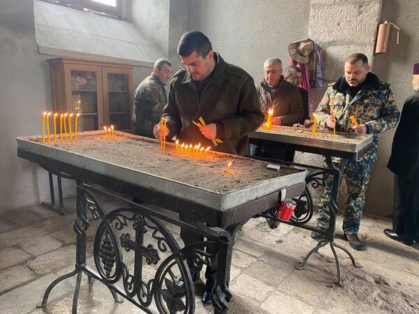 Արցախի նախագահն Ամարասի վանքում հոգեհանգստյան արարողության է մասնակցել Արցախի նախագահն Ամարասի վանքում հոգեհանգստյան արարողության է մասնակցել - Sputnik Արմենիա