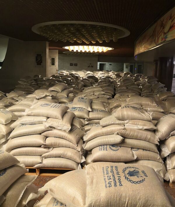 Минсоцтруда Армении и ПРООН окажут помощь 44 тысячам жителей Армении Минсоцтруда Армении и ПРООН окажут помощь 44 тысячам жителей Армении - Sputnik Армения