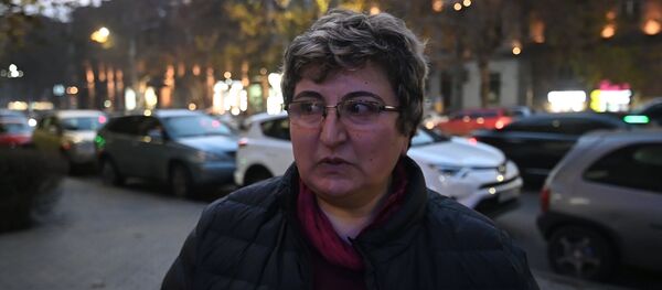 Ինչպե՞ս են մեր քաղաքացիները նշելու Ամանորը, կամ նշելո՞ւ են.  - Sputnik Արմենիա