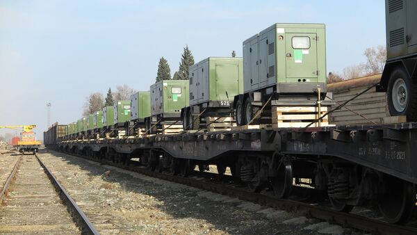 35 вагонов с гуманитарной помощью из России прибыли для пострадавших районов Карабаха - Sputnik Армения