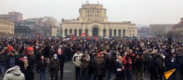 Митинг оппозиции на площади Республики - Sputnik Армения