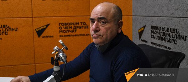 Аналитик Вардан Хачатрян в гостях у радио Sputnik - Sputnik Արմենիա