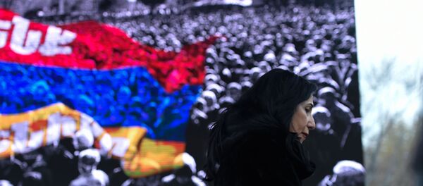 Член партии Процветающая Армения Наира Зограбян на митинге оппозиции (22 декабря 2020). Еревaн Член партии Процветающая Армения Наира Зограбян на митинге оппозиции (22 декабря 2020). Еревaн - Sputnik Армения