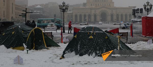 Протестующие на площади Республики в Ереване (23 декабря 2020). Еревaн - Sputnik Արմենիա