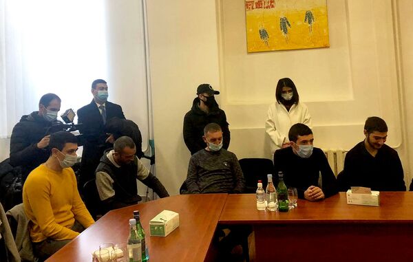 Президент Армении провел закрытую встречу с главой Ширакской епархии ААЦ в Гюмри - Sputnik Армения