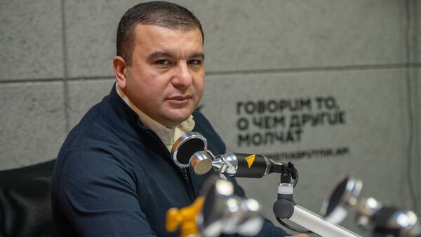 Директор молодежного центра Мхитар Эдгар Калантарян в гостях радио Sputnik - Sputnik Արմենիա