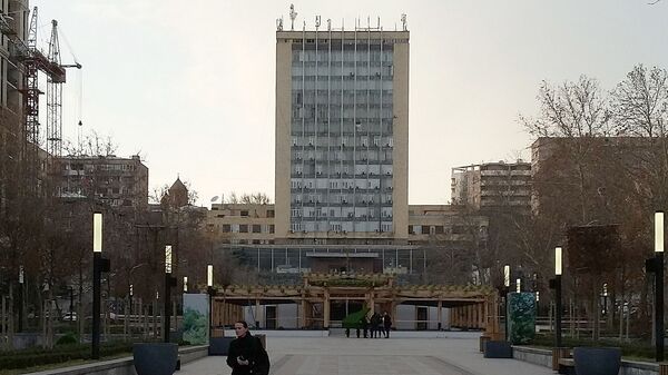Центральное здание компании Айпост на улице Сарьяна - Sputnik Армения