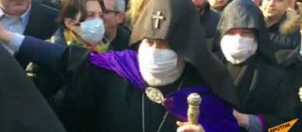 Акция в поддержку ААЦ проходит под девизом Решительно встанем на защиту нашей церкви Акция в поддержку ААЦ проходит под девизом Решительно встанем на защиту нашей церкви - Sputnik Армения