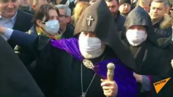 Акция в поддержку ААЦ проходит под девизом Решительно встанем на защиту нашей церкви