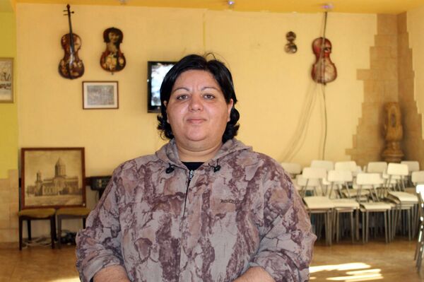 Առանց Ձմեռ պապի ու տոնածառի. արցախցի շատ փոքիկներ այս տարի զրկված են Ամանորից Առանց Ձմեռ պապի ու տոնածառի. արցախցի շատ փոքիկներ այս տարի զրկված են Ամանորից - Sputnik Արմենիա