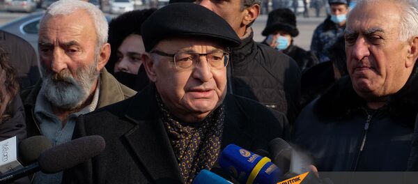 Вазген Манукян на акции протеста (28 декабря 2020). Еревaн Вазген Манукян на акции протеста (28 декабря 2020). Еревaн - Sputnik Արմենիա