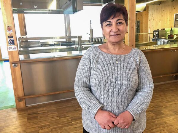 1989-ին Նոր տարի չնշվեց, էրեխեքը նվեր չուզեցին. նրանց մաղթանքը պատերազմ տեսածներին 1989-ին Նոր տարի չնշվեց, էրեխեքը նվեր չուզեցին. նրանց մաղթանքը պատերազմ տեսածներին - Sputnik Արմենիա