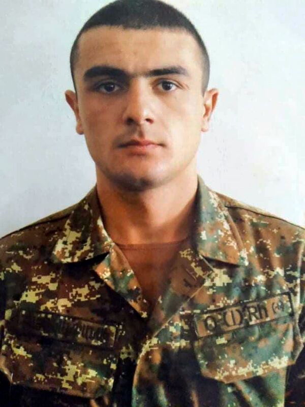 «Աչքերից երբեմն արցունքներ են հոսում»․ Շուշիում վիրավորված Սերգեյն օգնության կարիք ունի «Աչքերից երբեմն արցունքներ են հոսում»․ Շուշիում վիրավորված Սերգեյն օգնության կարիք ունի - Sputnik Արմենիա