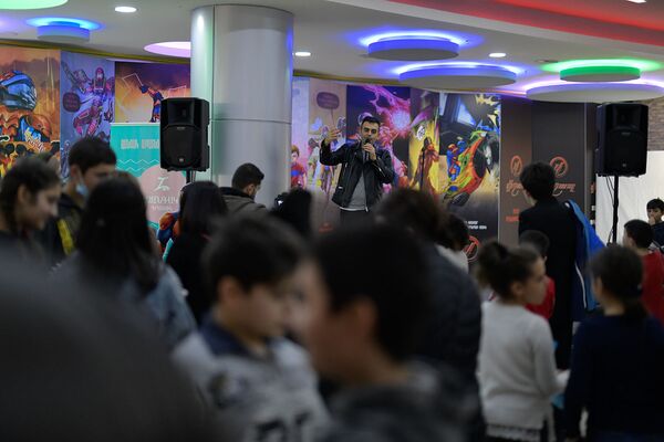 Հայ երեխաները հայկական սուպերհերոս կունենան. «Վիշապն» արդեն գրախանութներում է - Sputnik Արմենիա