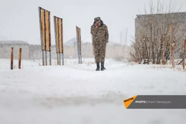 На войне, как и в мирной жизни, они всегда найдут свободную минуту, чтобы сообщить родителям, что они живы, и сказать, как сильно скучают.  - Sputnik Армения