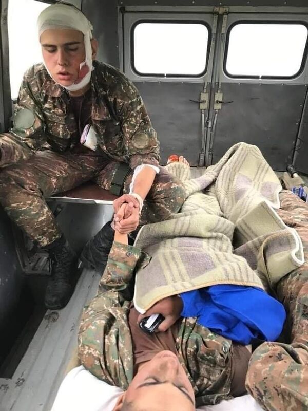 Как армянское цавд танем перестало быть фигурой речи: история солдата с известного фото - Sputnik Армения