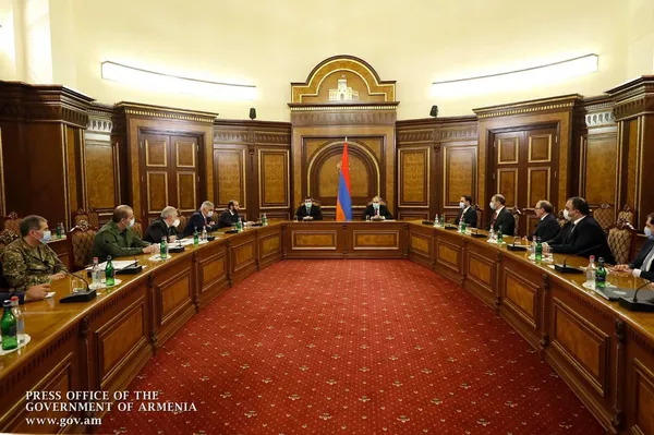 Пашинян провел заседание Совбеза Армении Пашинян провел заседание Совбеза Армении - Sputnik Армения