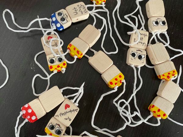 «Արի պոնչո էնեմ». «Գյումրիկը» ժպիտներ է պարգևում «Արի պոնչո էնեմ». «Գյումրիկը» ժպիտներ է պարգևում - Sputnik Արմենիա