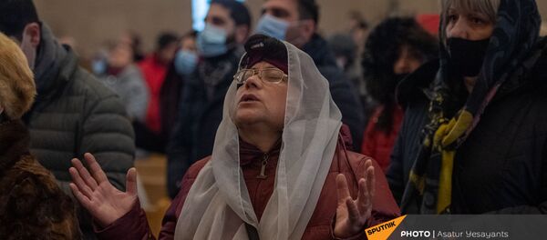 Рождественская литургия в соборе Святого Григория Просветителя (6 января 2021). Еревaн Рождественская литургия в соборе Святого Григория Просветителя (6 января 2021). Еревaн - Sputnik Արմենիա