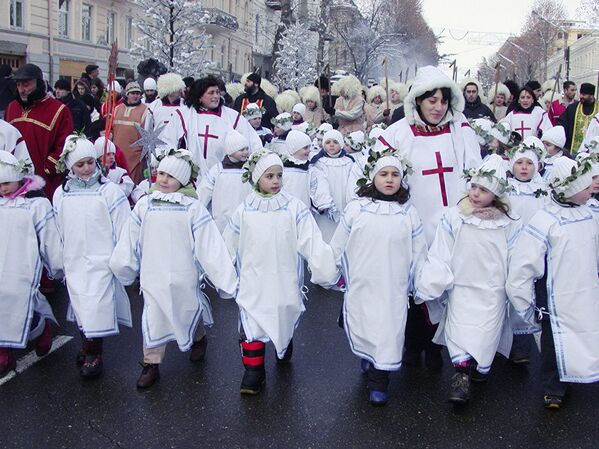 Рождественский парад Алилов честь рождения младенца Иисуса в Грузии - Sputnik Армения