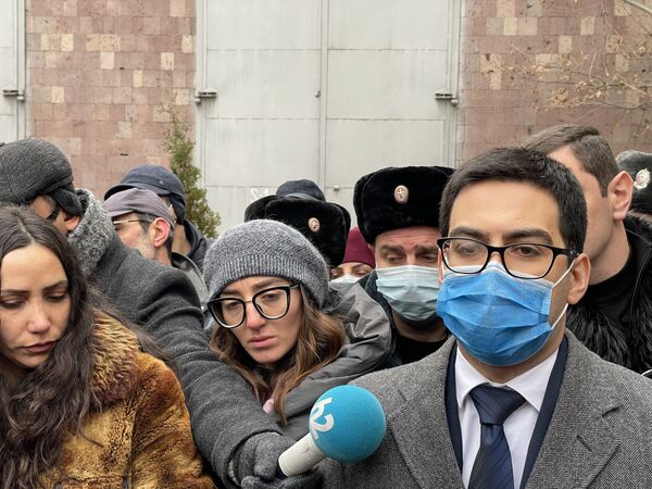 Бадасян опроверг существование договора о сдаче территорий, но переживает из-за Сюника Бадасян опроверг существование договора о сдаче территорий, но переживает из-за Сюника - Sputnik Армения