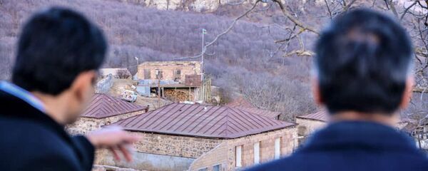 Омбудсмен Арман Татоян во время рабочего визита в Сюникскую область (8 января 2021). Сюник - Sputnik Արմենիա