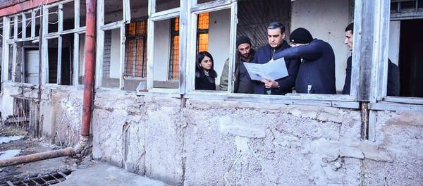 Омбудсмен Арман Татоян во время рабочего визита в Сюникскую область (8 января 2021). Сюник - Sputnik Արմենիա