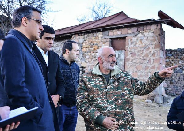 Механическое применение GPS и карт Google угрожает безопасности Армении - омбудсмен Механическое применение GPS и карт Google угрожает безопасности Армении - омбудсмен - Sputnik Армения