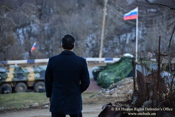 Механическое применение GPS и карт Google угрожает безопасности Армении - омбудсмен Механическое применение GPS и карт Google угрожает безопасности Армении - омбудсмен - Sputnik Армения