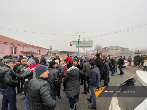 Փաշինյանին հաջողվել է հասնել «Զվարթնոց» օդանավակայան ու ուղևորվել Մոսկվա - Sputnik Արմենիա